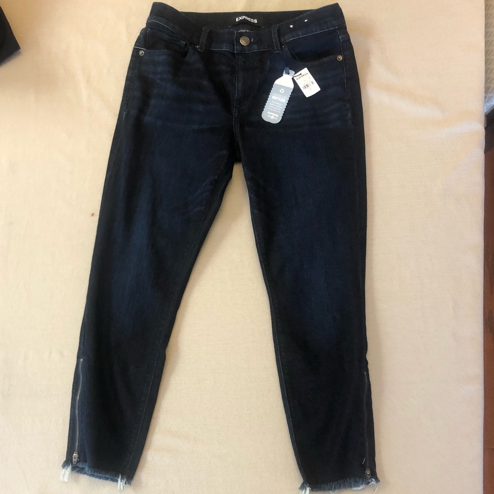 Express NWT fringe bottom jeans